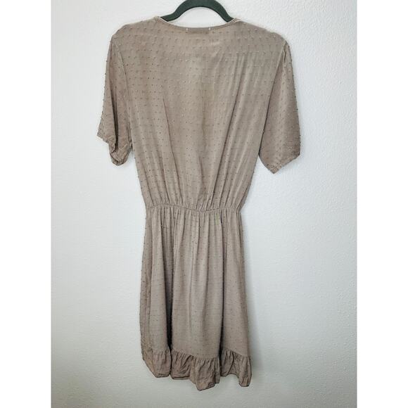Alice Rinaldi Taupe Tonal Polka Dot Short Sleeve Faux Wrap Ruffle Dress M - Picture 9 of 13